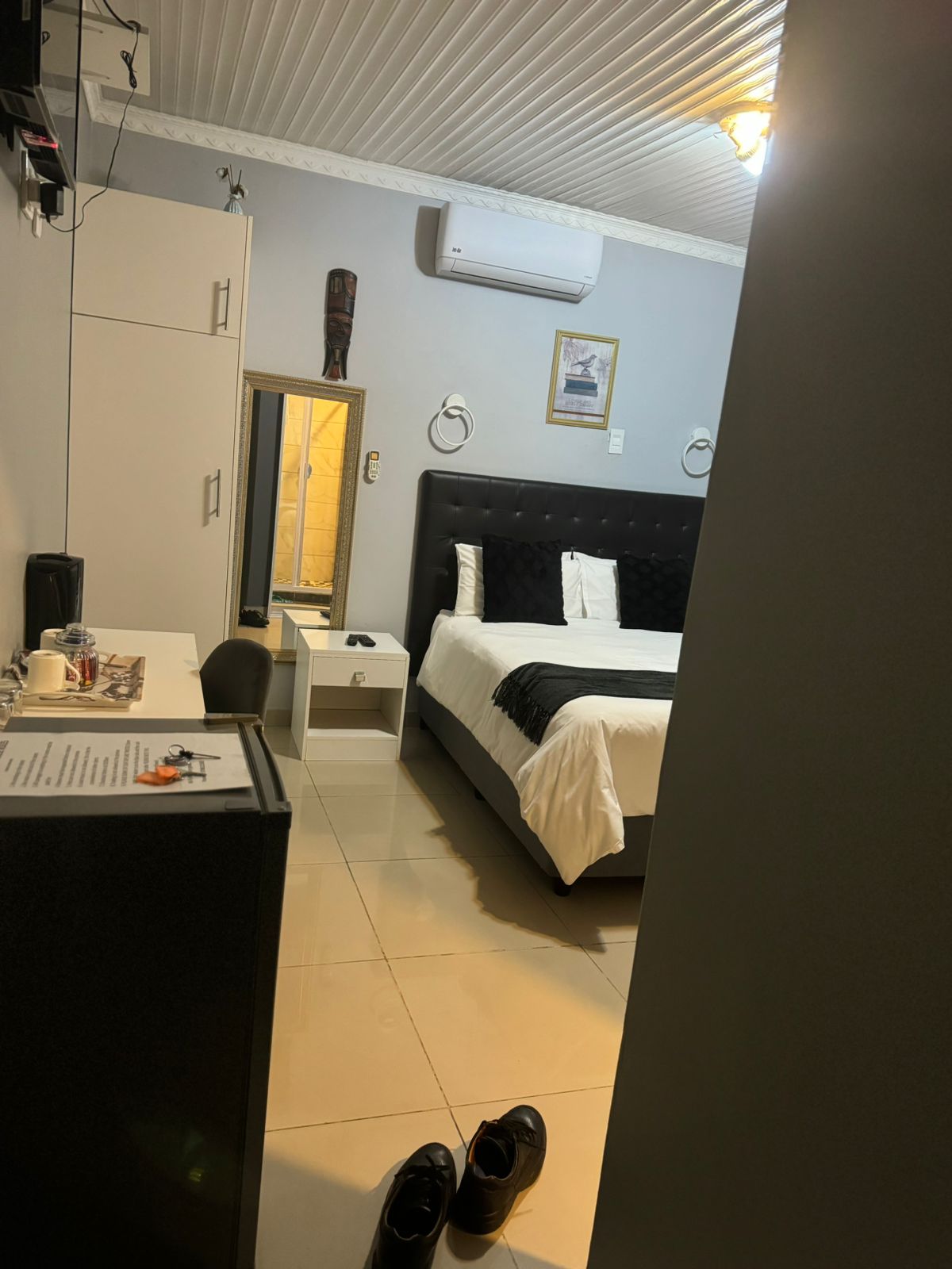 Luxury Room 8